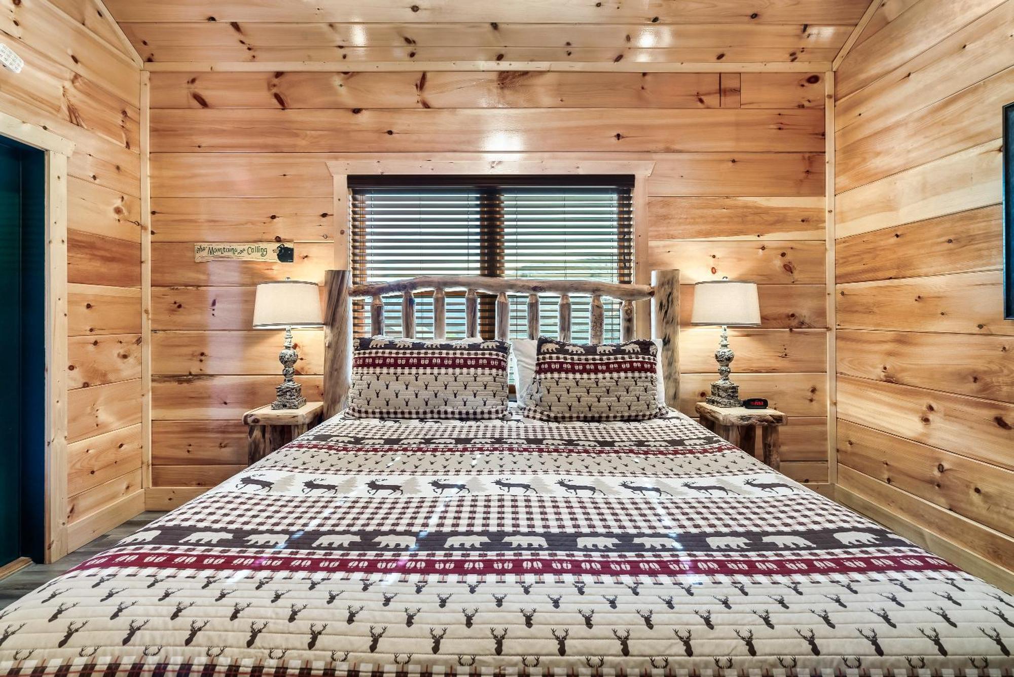 Full Equipped Cabin With A Pool And Game Room Smokies Views Gatlinburg Exterior foto
